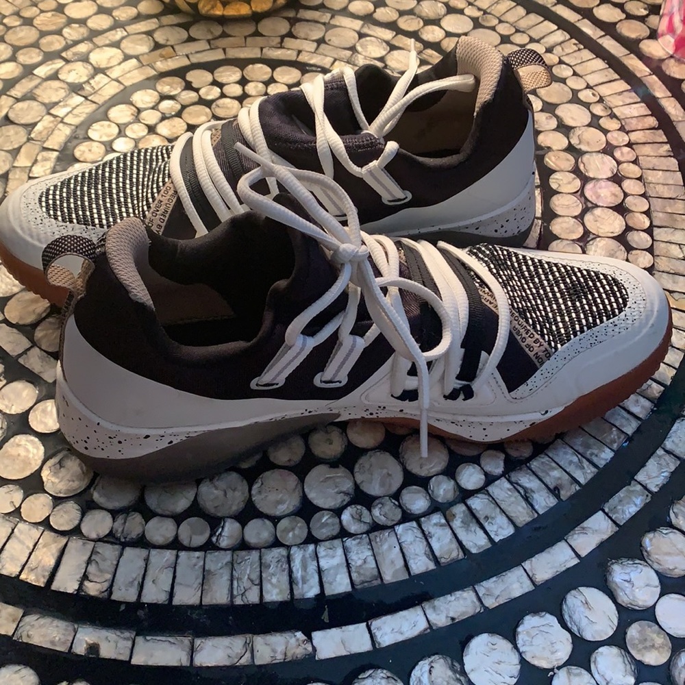 Men’s Reebok - Picture 3 of 4